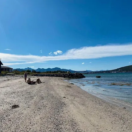 Feriehus Strandvoll Haven Sortland