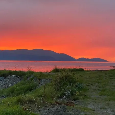 Strandvoll Haven Feriehus Sortland